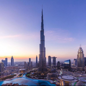 Luxurious Stay Near Burj Khalifa, Stunning Balcony